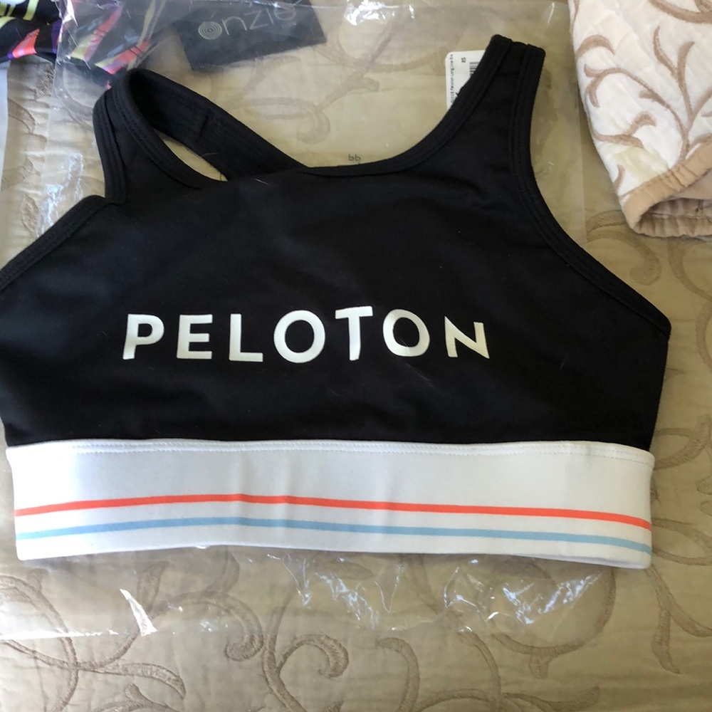 Peloton sport top